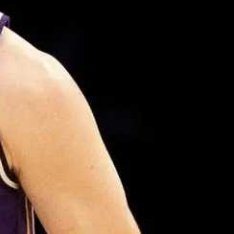 北京时间5月8日消息，早些时候，NBA名宿史蒂夫·纳什谈到了西部半决赛洛杉矶湖人
