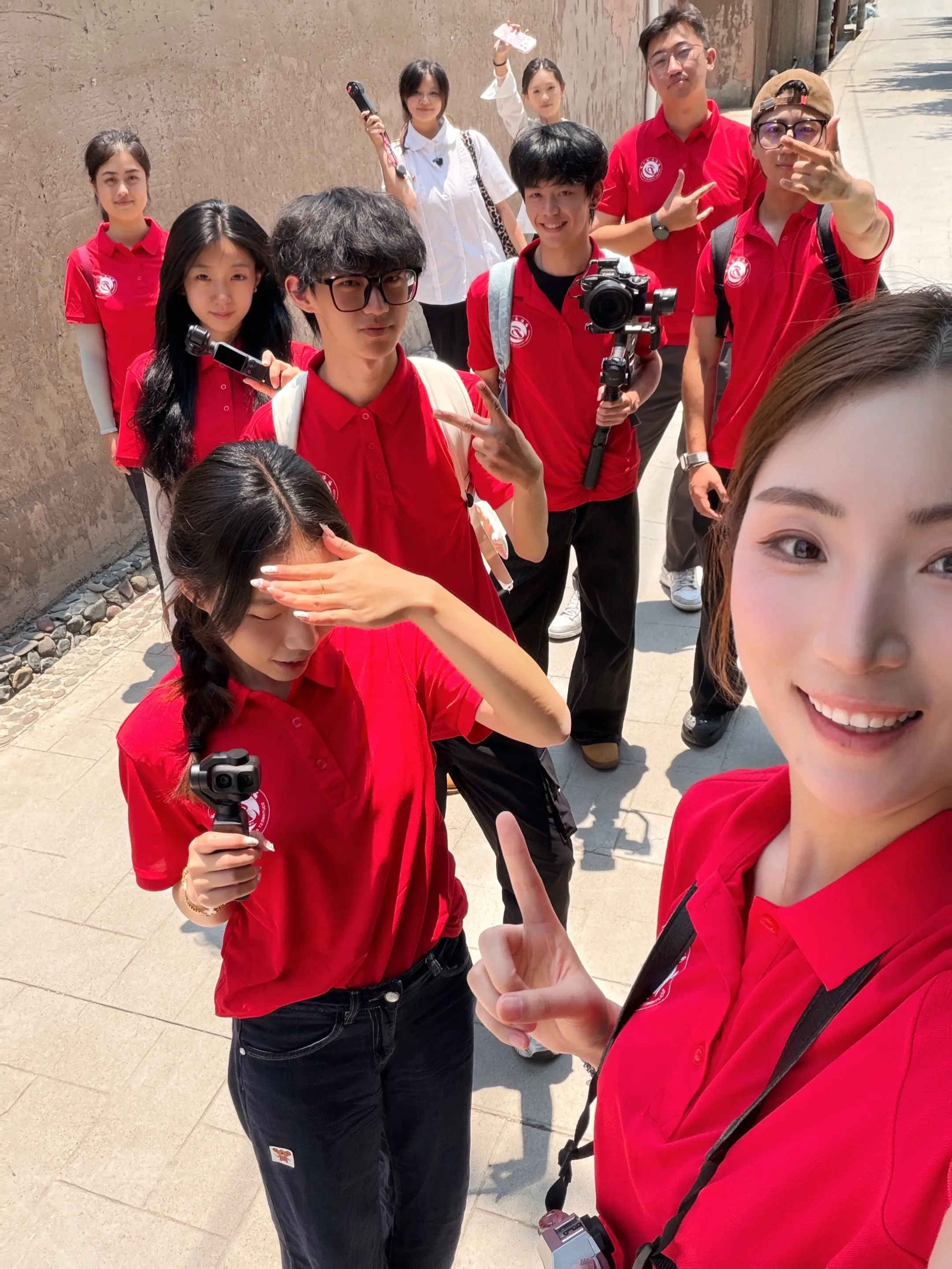 永远为大学生社会实践的群像所打动！ ——我的学生时代