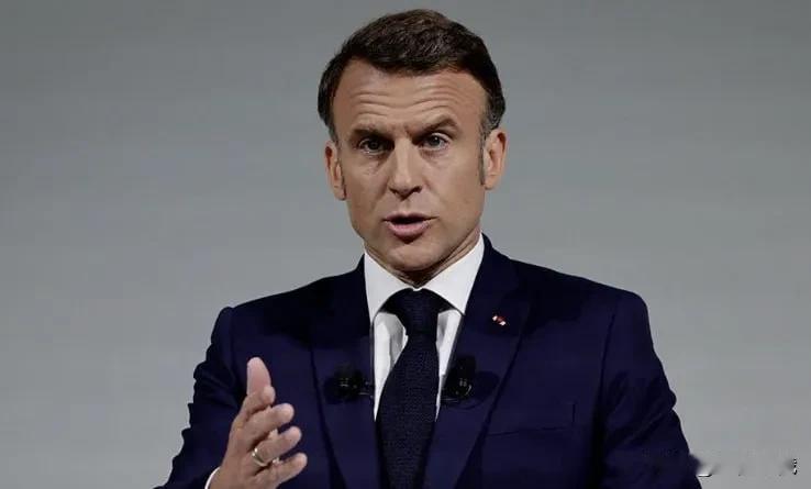 马克龙称，他决定与俄罗斯建立直接沟通渠道

法国总统马克龙宣称，乌克兰的和平不能