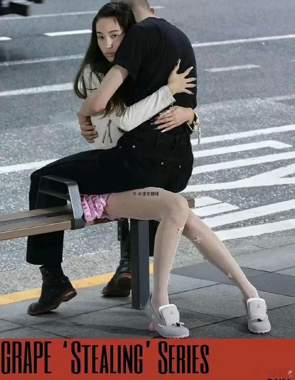 谁能想到这是日本樱花妹的鞋子广告啊？ 