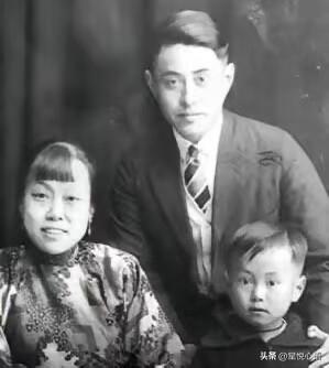 杨振宁的妈妈，
史上最幸福的小脚老太太！

翻看杨振宁先生的家庭故事，
突然发现