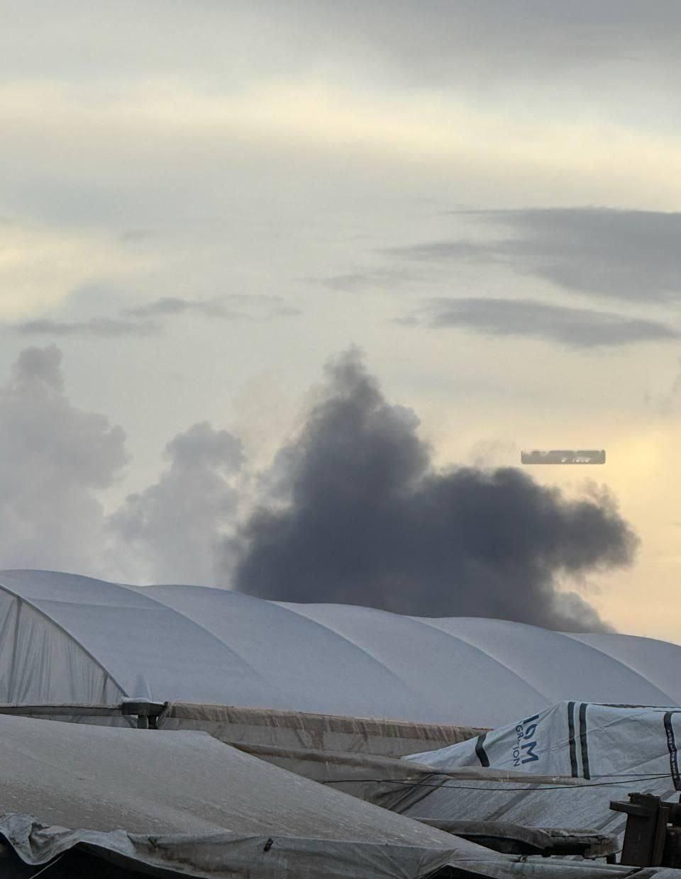 不久之前，以色列空军对巴勒斯坦加沙地区拉法市西北部发动了两次袭击。

巴以冲突