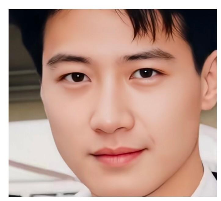 如果在这两张脸中选一张你会选谁？黎明和刘德华同是香港四大天王，两人的颜值都堪称男