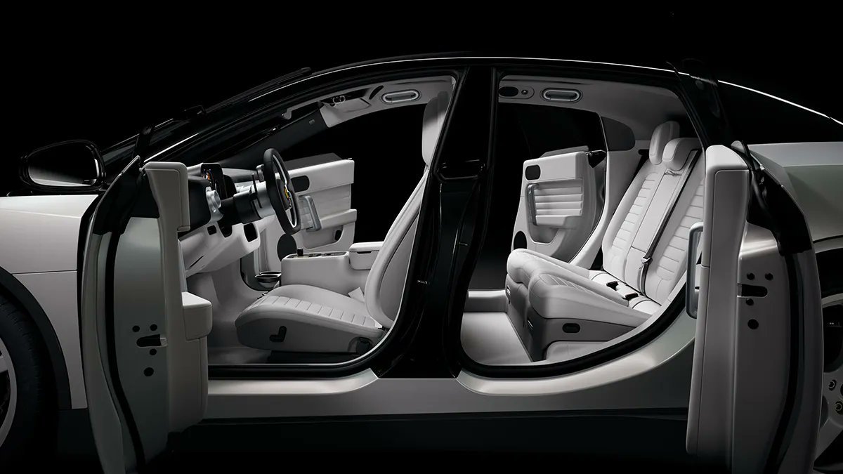 法拉利Luce的0号底盘将在今年的蒙特雷汽车周由 RM Sotheby's拍卖，
