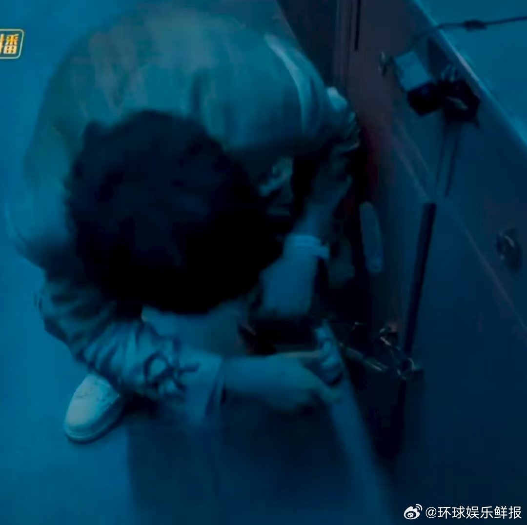 大张伟撤回一个NPC连带一个尖叫 密室大逃脱 大老师的脑回路永远不按常理出牌！撤