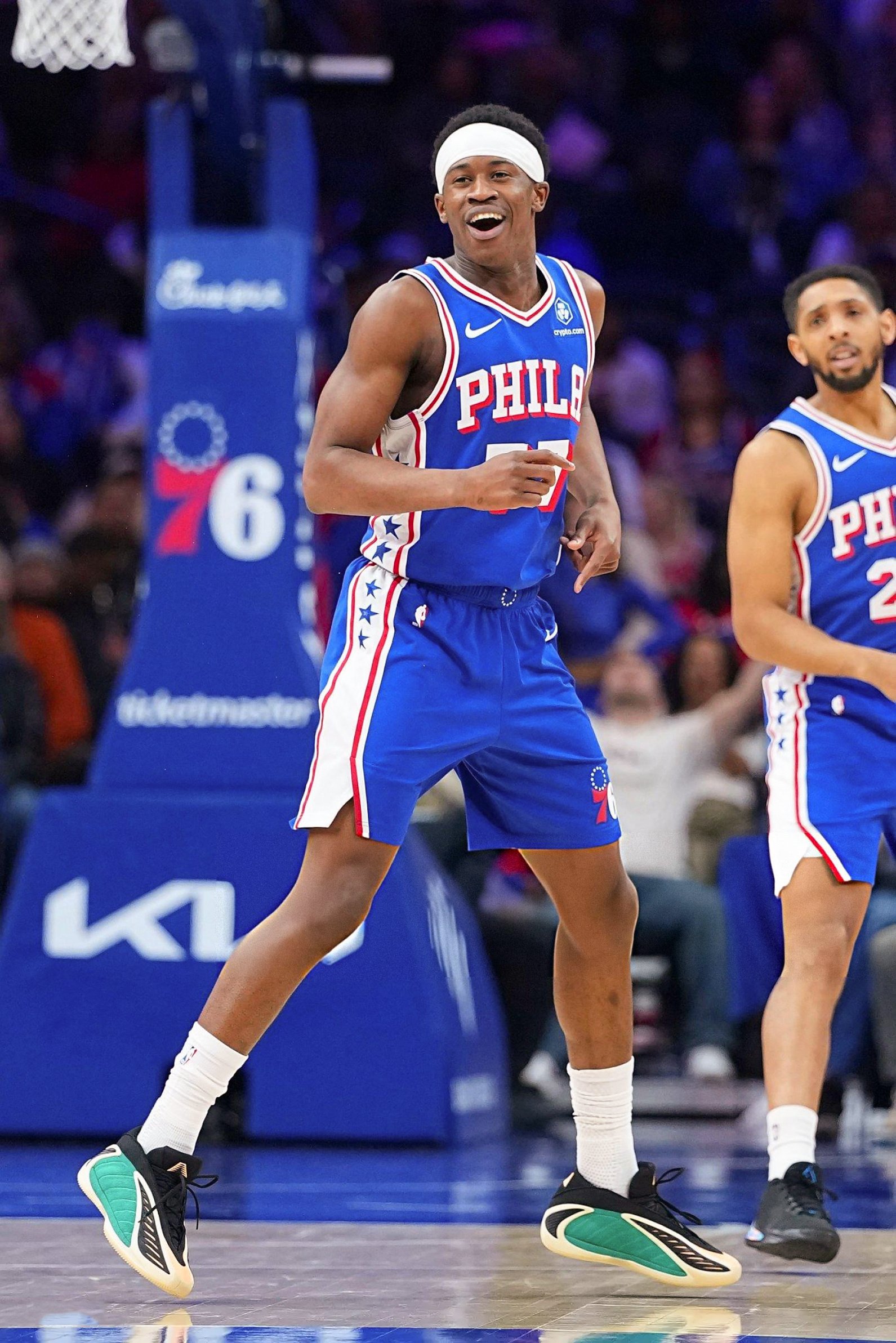 VJ·埃奇库姆 · adidas AE 2登场30分钟 9投7中 三分球5投4中