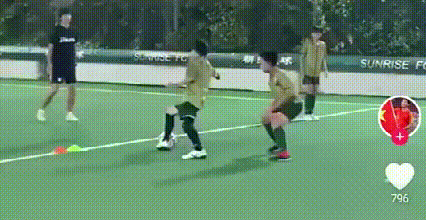 前国脚杨旭发日本小朋友的过人视频，感叹技术不错......
这种过人技术我们国内