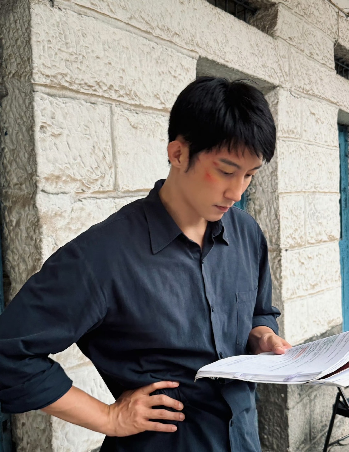 重器这段跟甄嬛传似的电视剧重器陈一众急声高喊“我要见李乡”的名场面，瞬间让人梦回