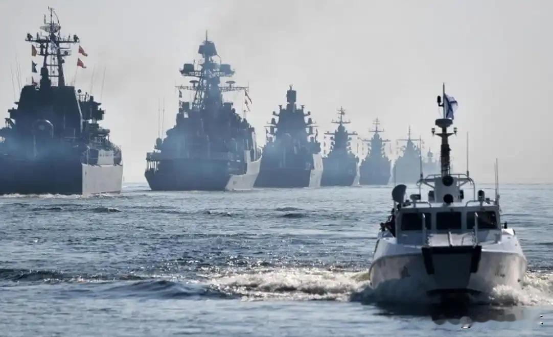 有感于围台军演出一上联，请对友试对!
上联：战舰横列，铁翼蔽空，金鼓震沧溟，敢向