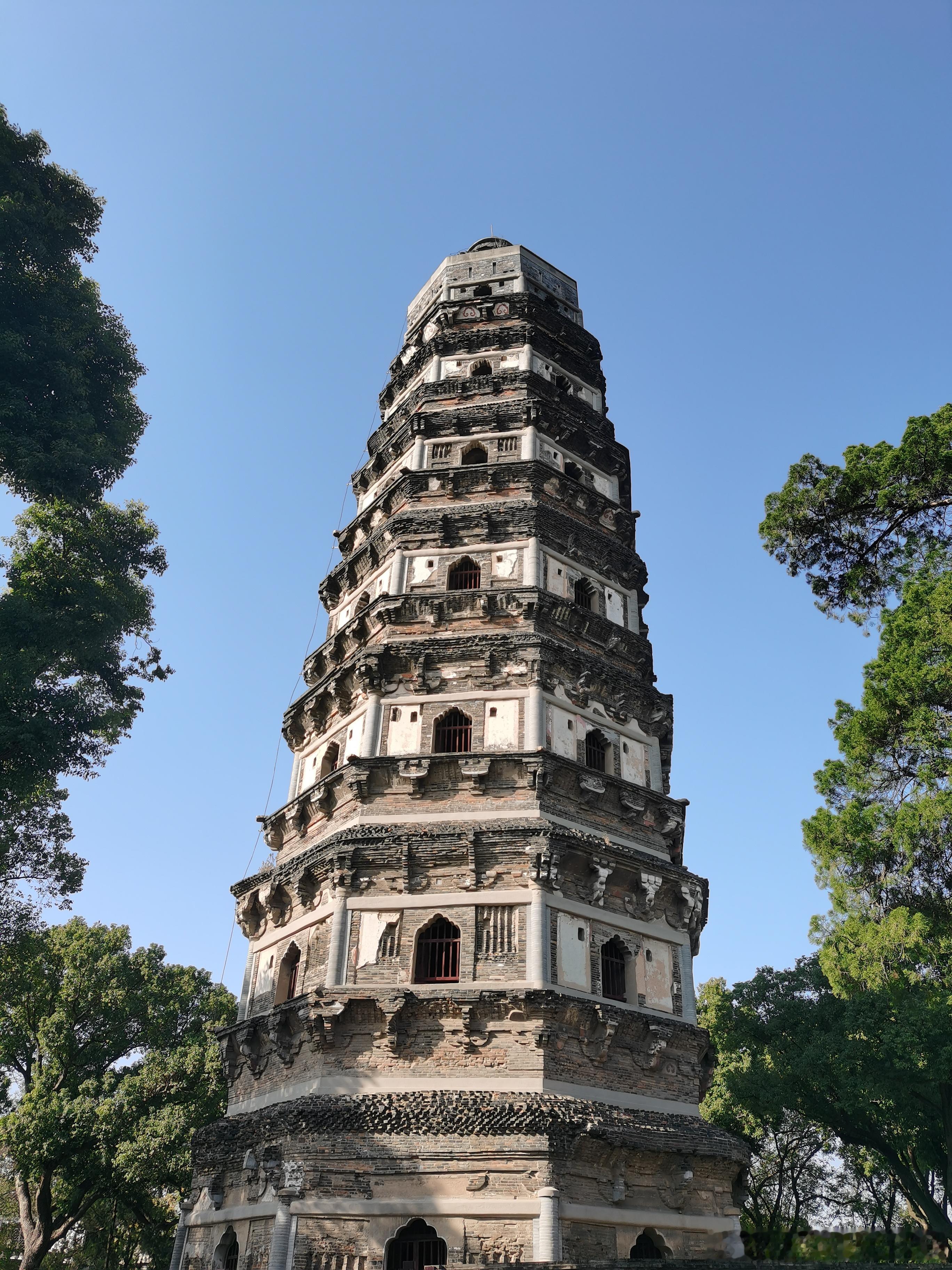 人在江南赏秋中，缘更哦~ 