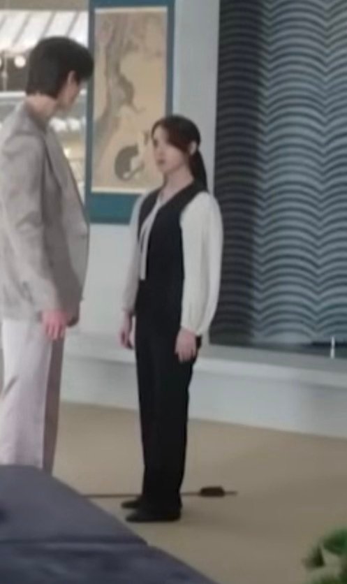 不是哈哈哈哈成熙周好可爱哈哈哈哈哈 像是一怒之下怒了一下