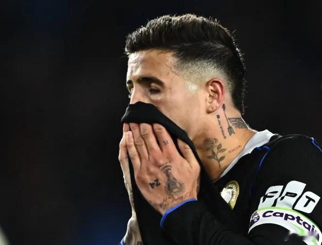 切尔西 切尔西暂列第六，距离第五利物浦有7分差距，只剩4场比赛了，欧冠资格看起来