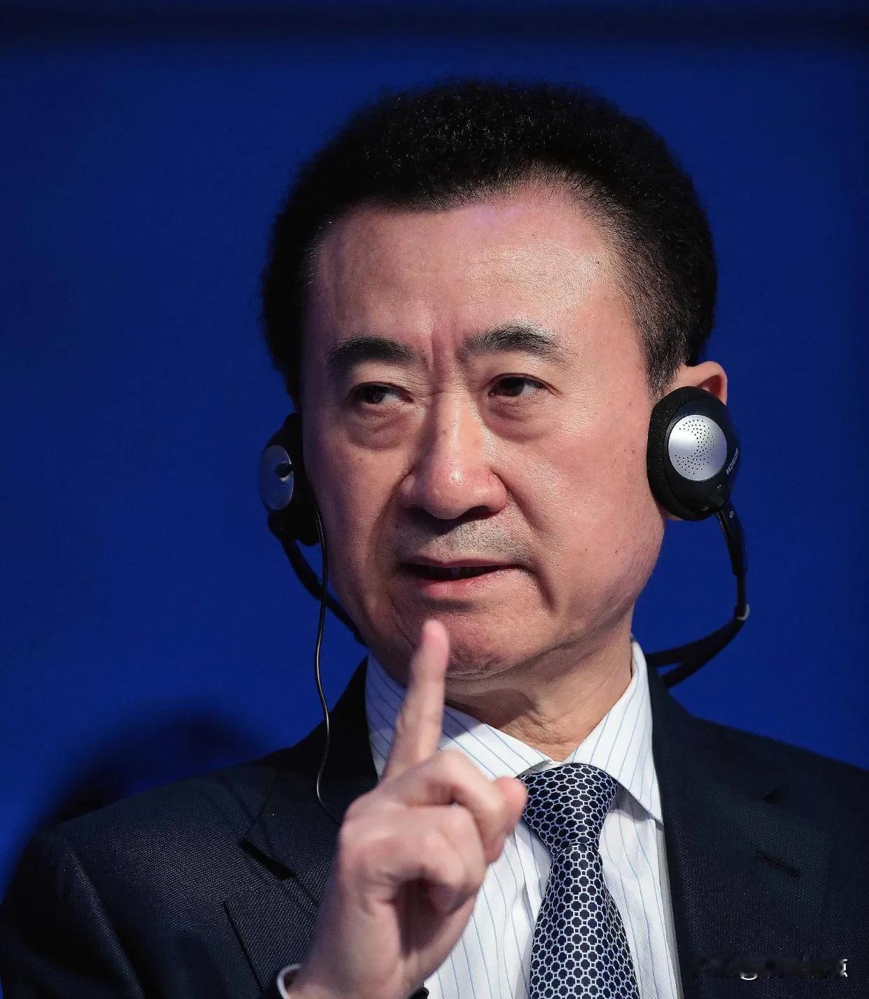 著名企业家王建林谈收藏。
王建林认为，他这一生最成功的投资就是收藏，当年一万元买