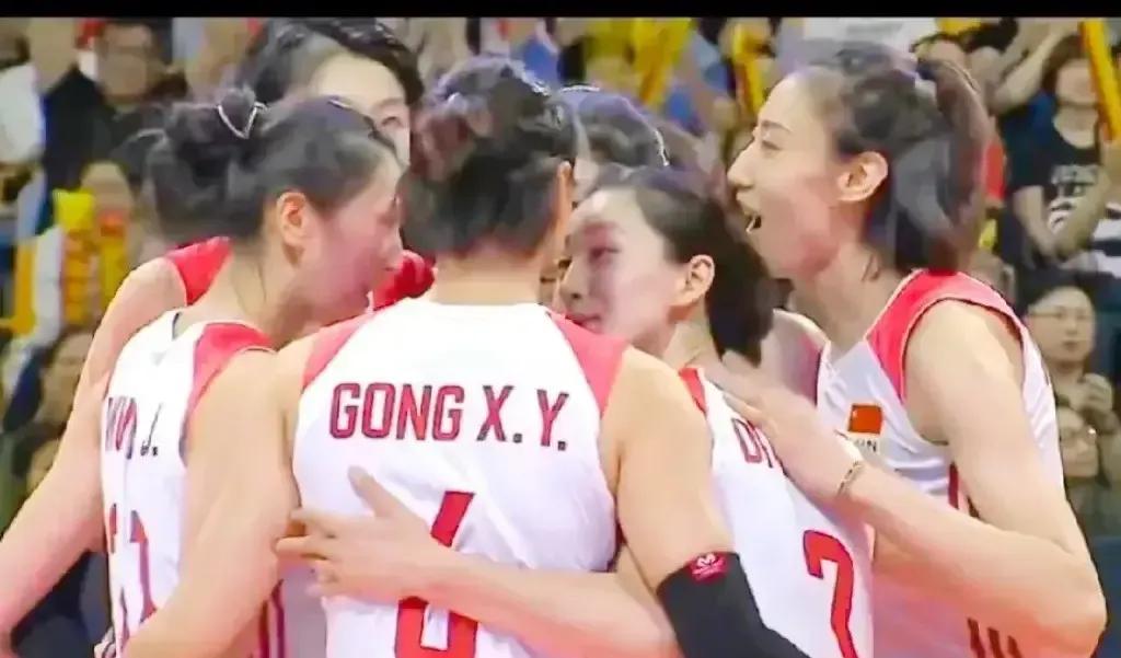 教练很谨慎，球员很给力，李盈莹带领中国女排3：0战胜印度女排！没有意外，首发阵容