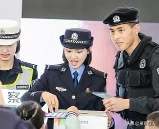 2024年高考即将来临。

有些高三的家长希望自己的孩子报考警校，有的孩子呢，也