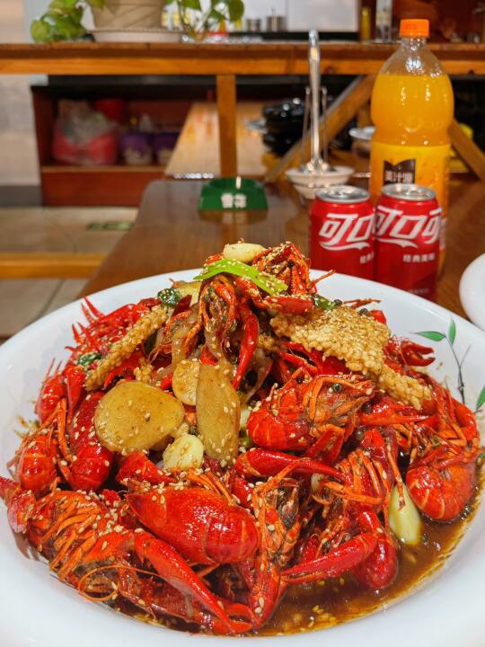 感谢本地人带路！盱眙巨满意的一顿小龙虾🦞