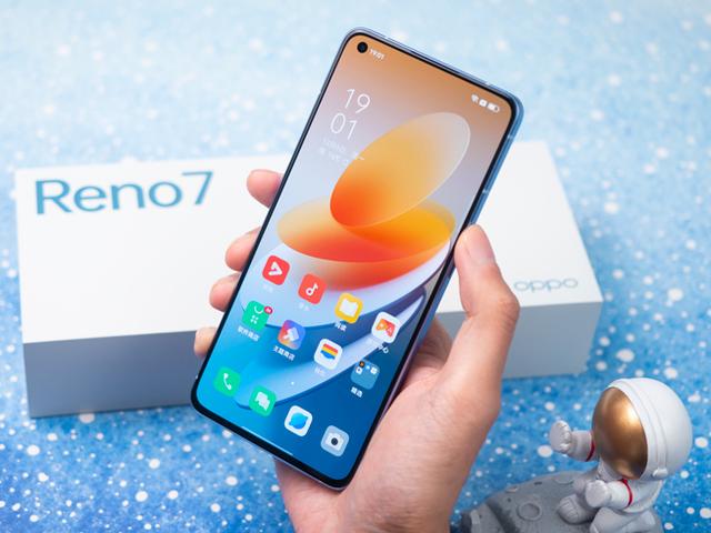 华为|押宝骁龙7 Gen1能不能成？OPPO Reno8跑分首次曝光