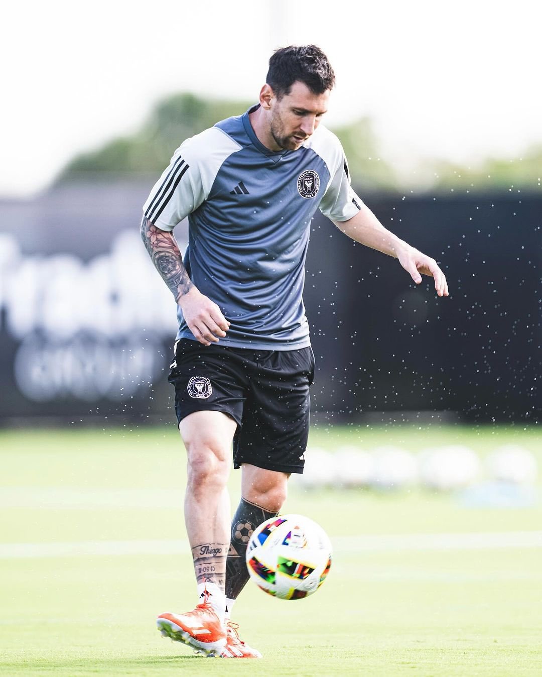 今日份的训练梅😍😍#梅西[超话]##新英格兰革命vs迈阿密国际# ​​​