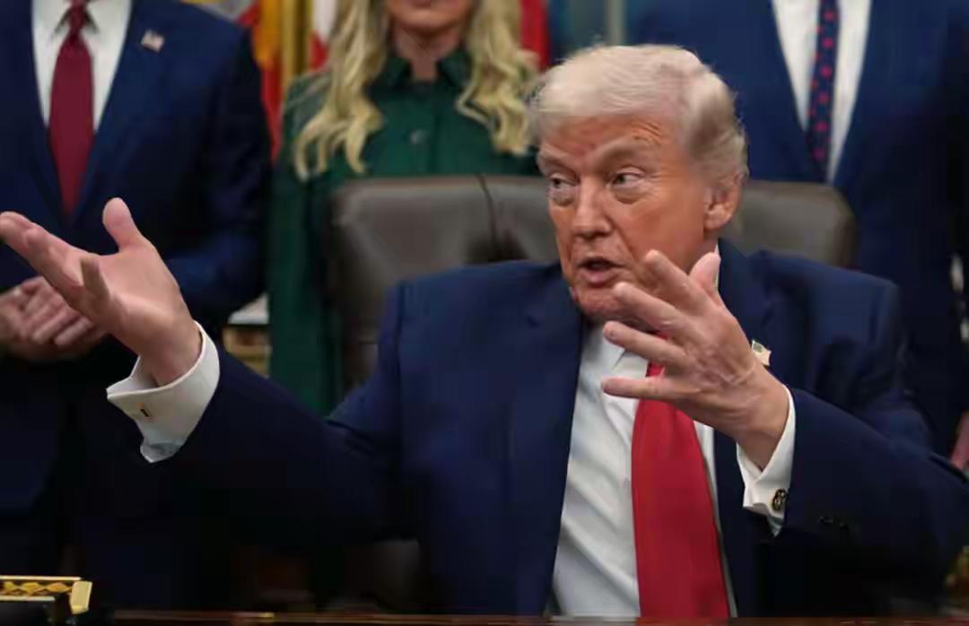 美以军事打击伊朗引发四重裂痕 美以军事打击伊朗近一个月，引发四重裂痕。美以在打击