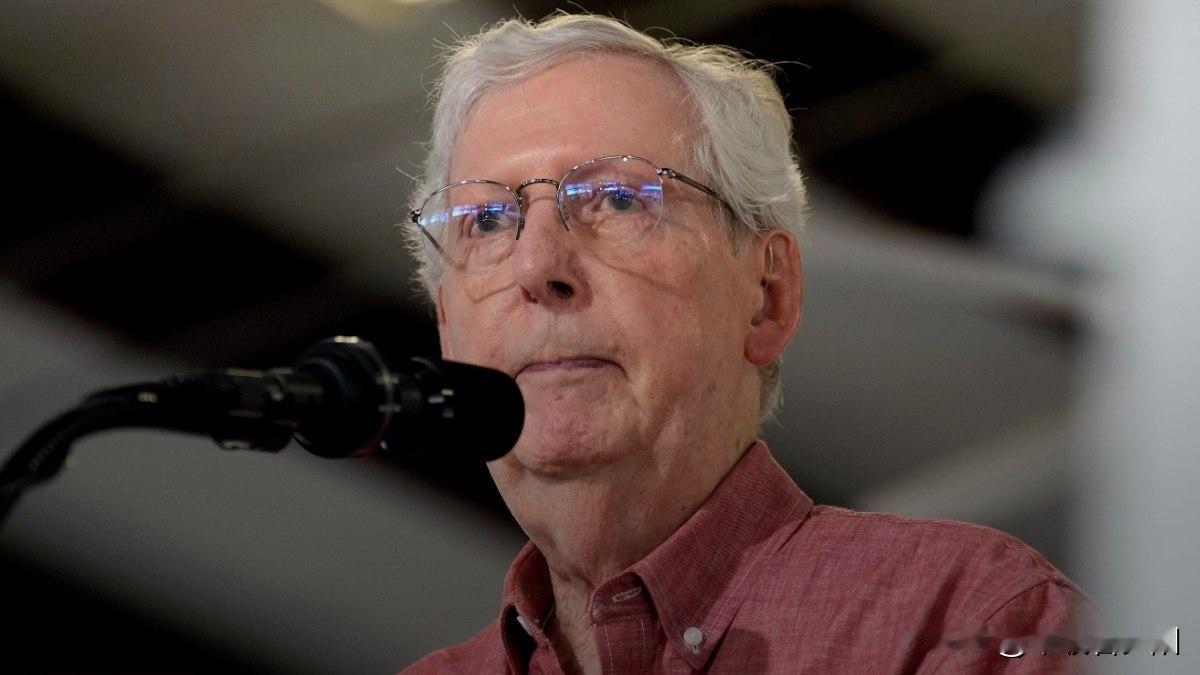 眼看乌克兰前线吃紧，美国国会批好的4亿美元援助，居然卡在了自己人手里？

共和党