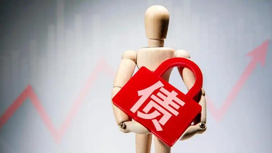 同样是欠债，凭什么美国能收割全球，中国只能靠自己？ 很多人觉得我们亏了，其实这正