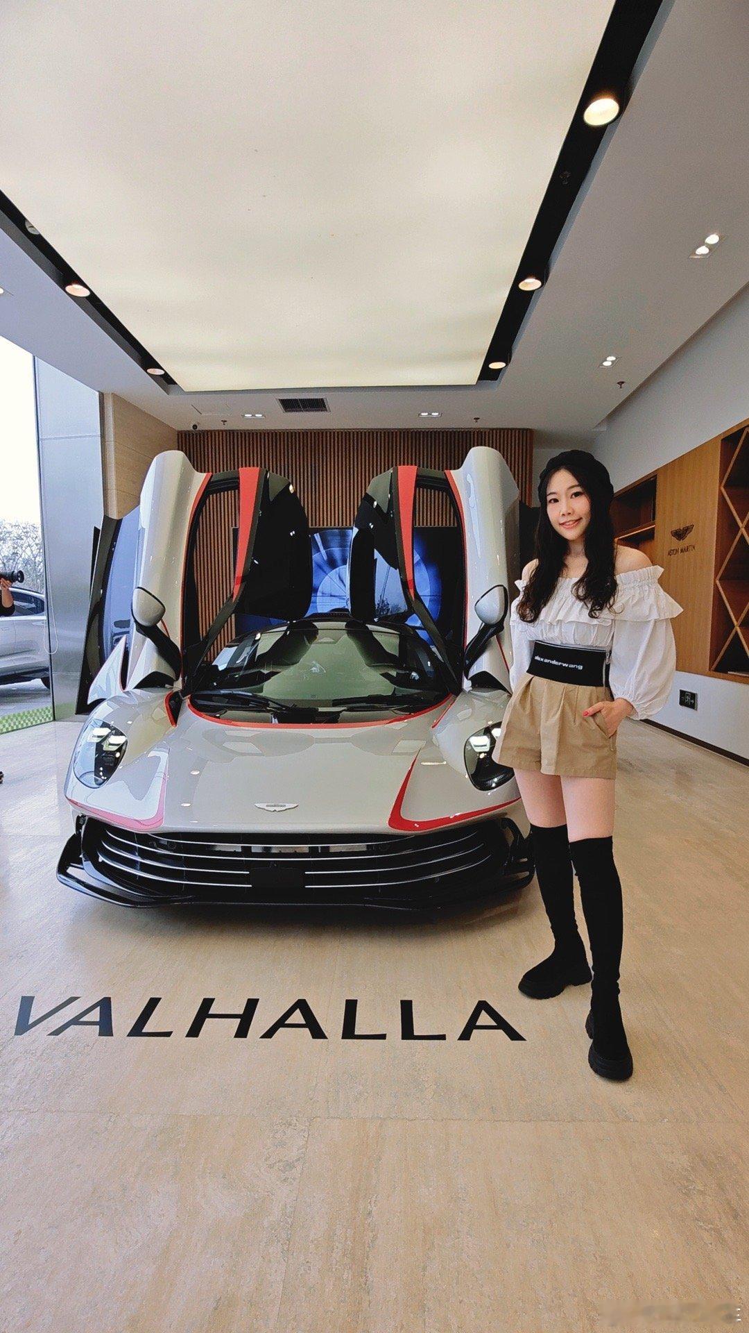 全球限量999台的神车——阿斯顿·马丁Valhalla4.0升V8双涡轮增压发动