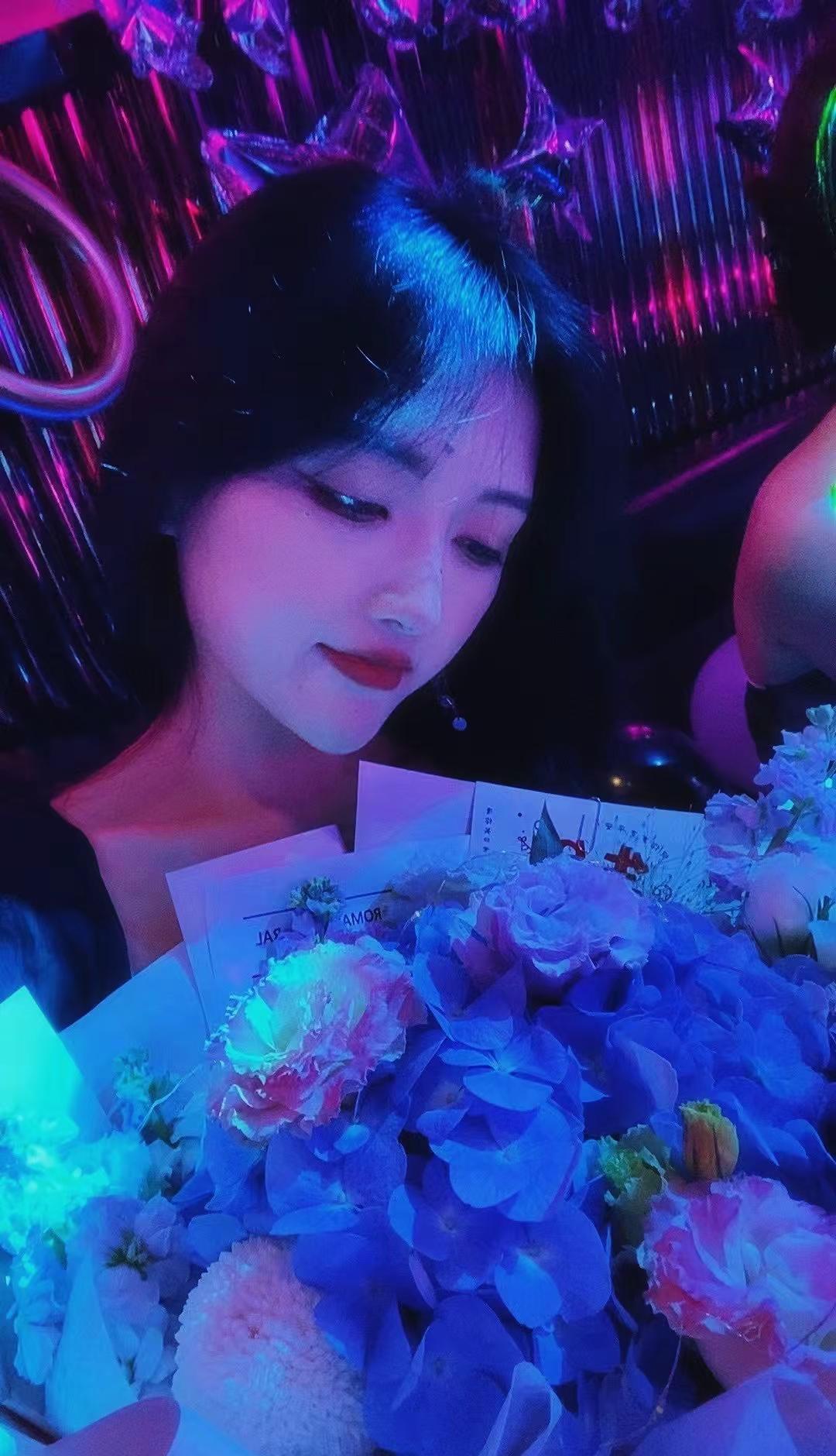 有多少人拿着合法的结婚证心里却住着不合法的人……