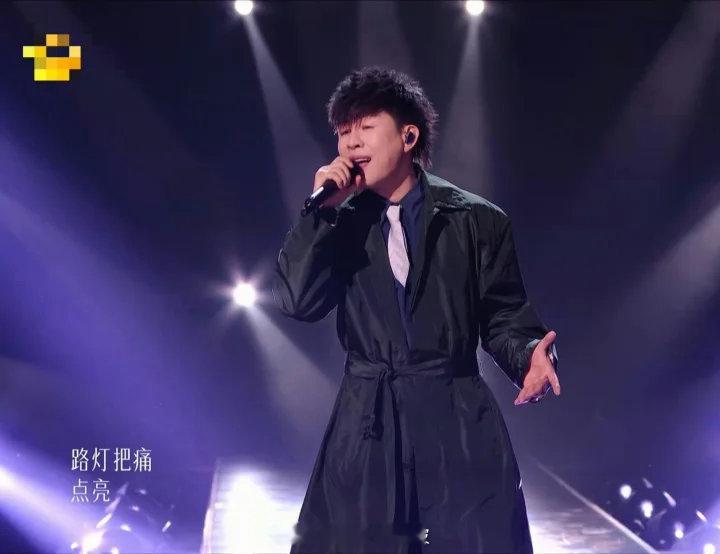 窦靖童第2名胡彦斌第3名窦靖童第2名，胡彦斌第3名！这排名还算合理！歌手直播