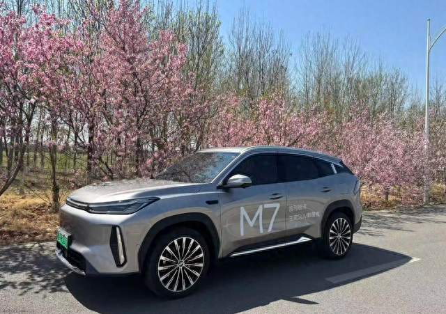 吉利银河M7