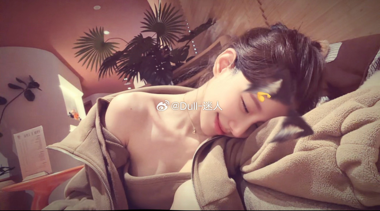 你说：学姐好 ​​​