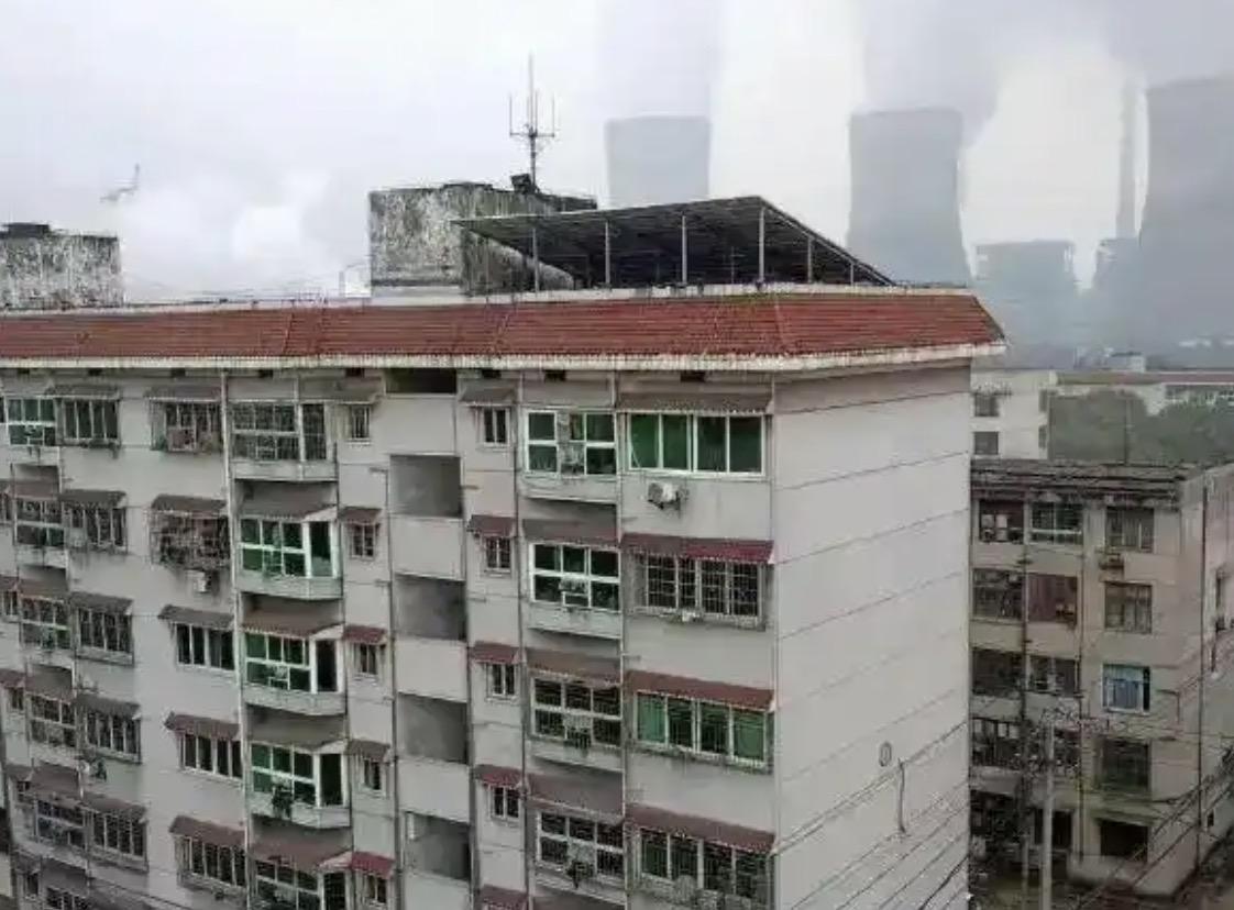 湖南冷水江市发生的，两名高中生奸杀老师案，被湖南高院给驳回，这也就意味着二人申诉