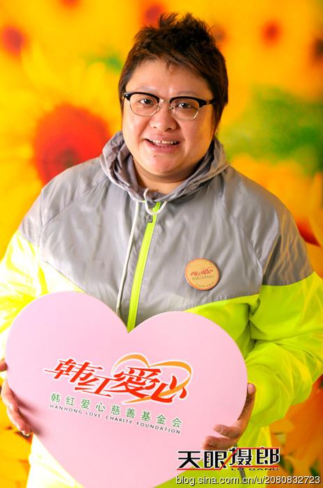 惊人！
一位明星捐出百万却引来怀疑，网上评论都沸腾了！
不过事实挺感动的：
这笔