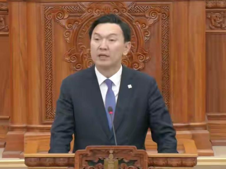 蒙古这回真是变了样，新总理一上台，就当着中国的面，把边境上几十年的老难题一股脑敲