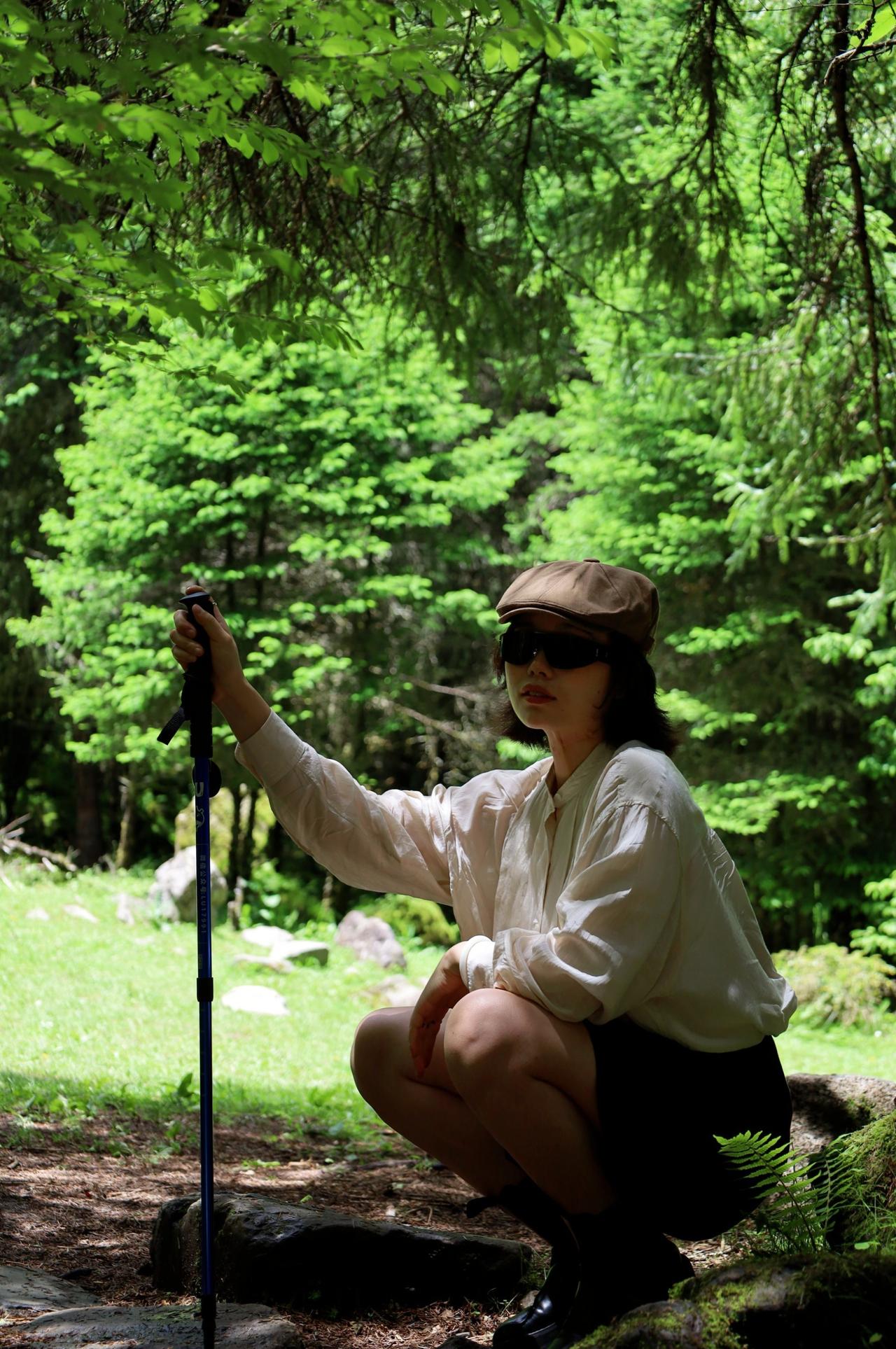 甲尔猛措的厄尔娜沟真的太适合徒步吸氧了吧[喝奶茶]车厘子🍒也便宜得离谱[喝奶茶