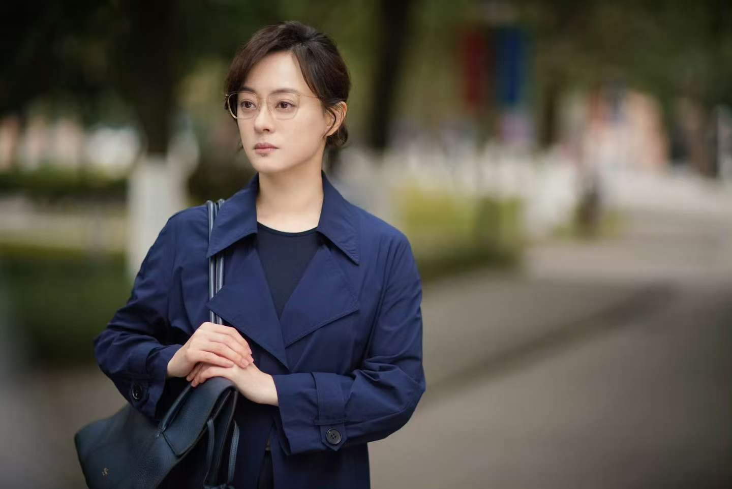 孙俪还得是老戏骨上一秒孙俪下一秒角色 纵观孙俪的作品，《芈月传》《辣妈正传》各有