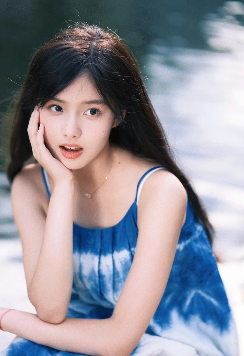 艾米这张图和白鹿好像 ​​​