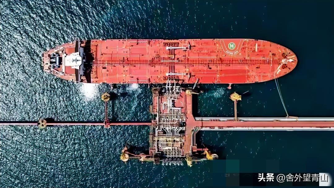 俄罗斯装钱的麻袋都不够了，每天多挣500亿，四年战争，一朝回血
谁也没想到，打了