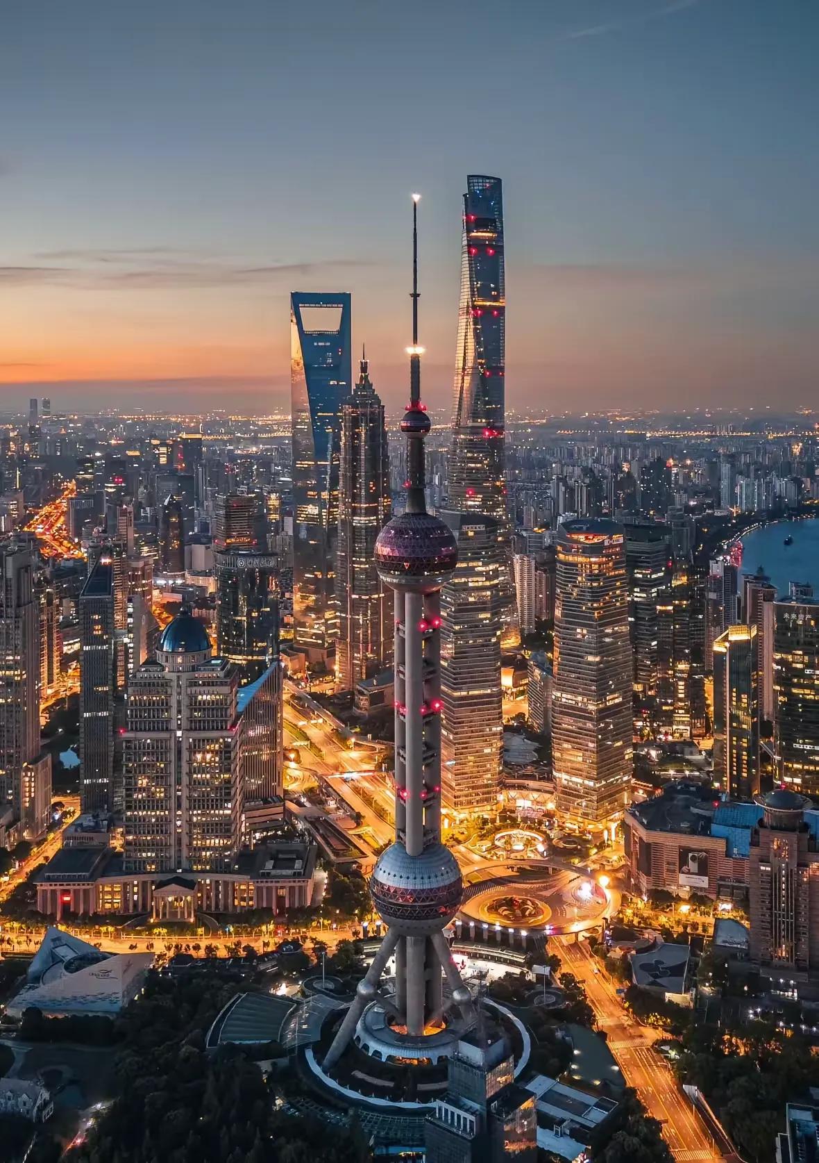 上海最低调的炫耀方式是什么？

一、我的身份证是 310，全家都是 310。
二