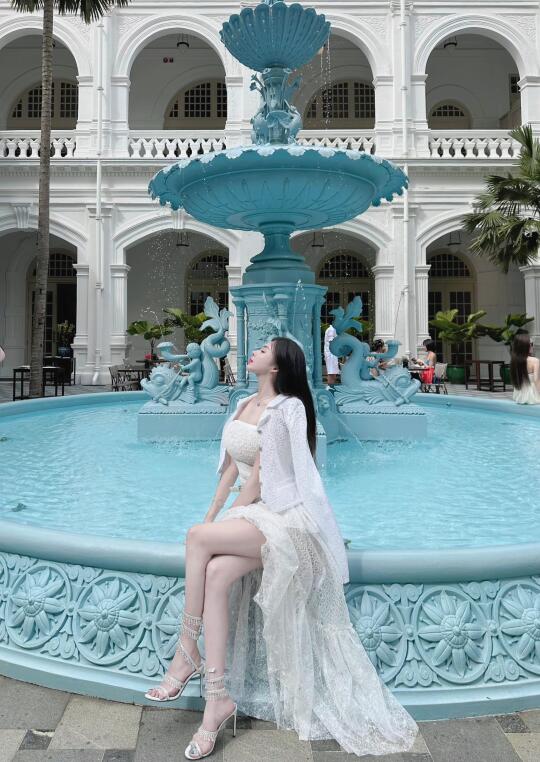 ⛲️Blue Raffles