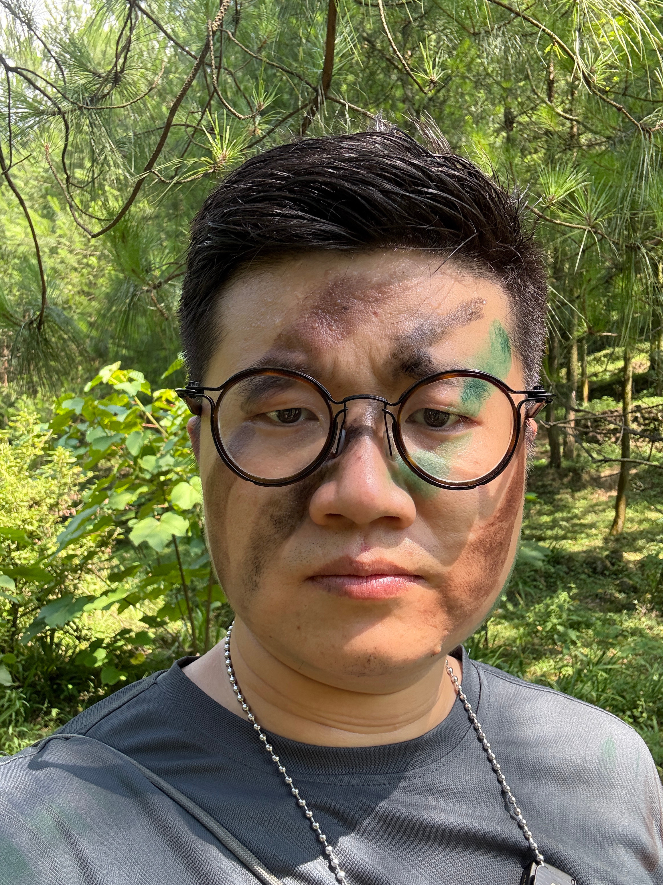 很硬的兄弟们早早早、起来硬