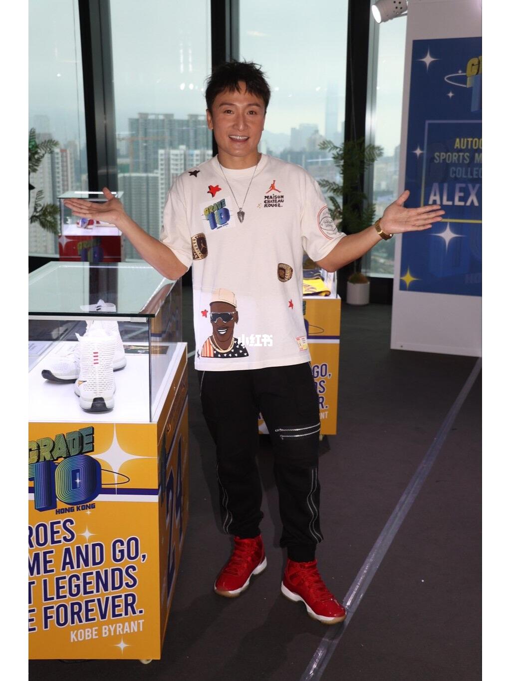44岁方力申身价过亿！住近5千万豪宅 家底丰厚 	 44岁的方力申昨日...