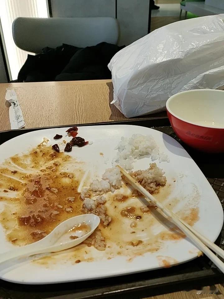 一顿，光盘行动[捂脸]