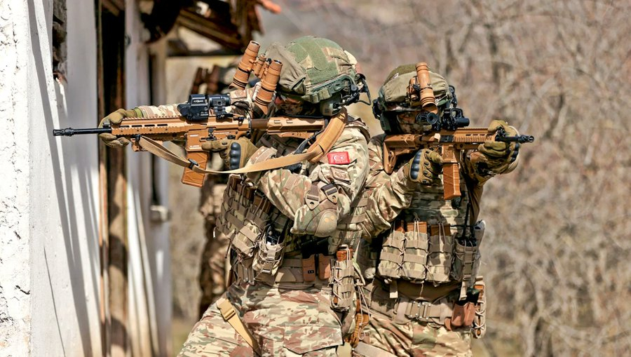 每天认识一件兵器 土耳其也在悄然迈向全面采用AR-15平台——土耳其特种部队被看