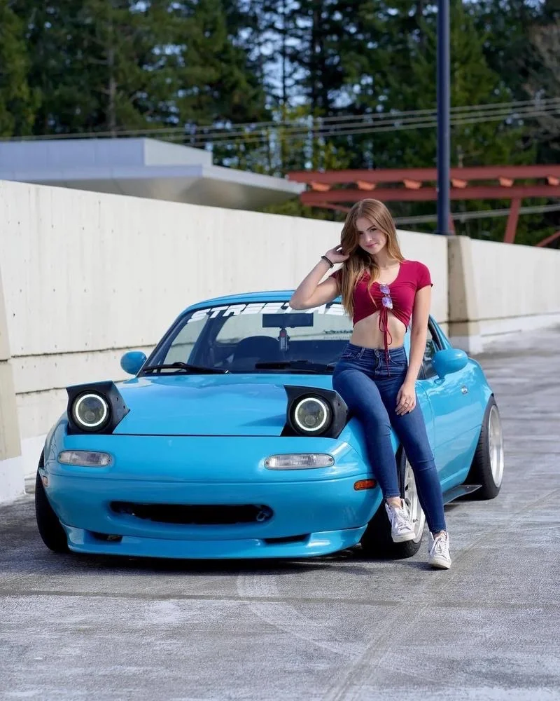 miata girl