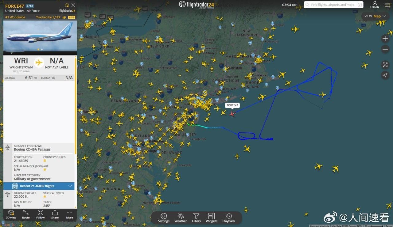 美国空军一号在飞往瑞士达沃斯的途中遭遇技术故障（电气问题），随后被发现掉头返回华