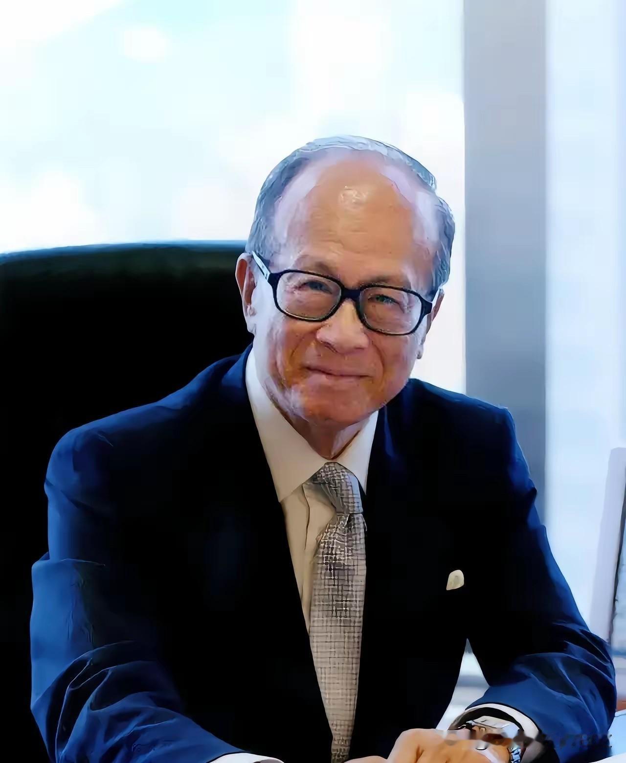 7月30日，长江和记正式完成交割，卖掉了在英国VodafoneThree手里持有