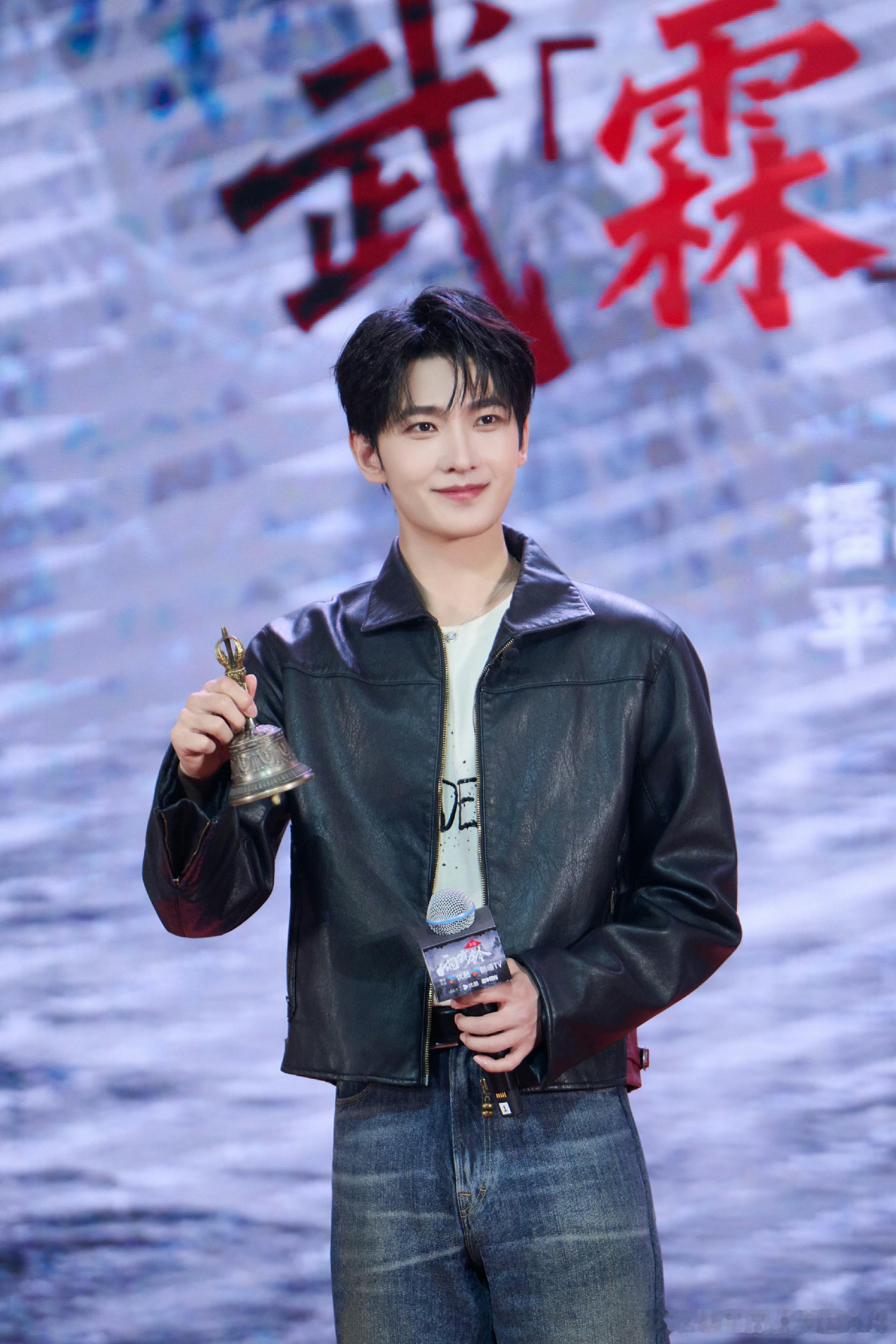 杨洋 杨洋《雨霖铃》线下活动圆满落幕！沉浸式江湖互动氛围感拉满 整场追剧团全程看