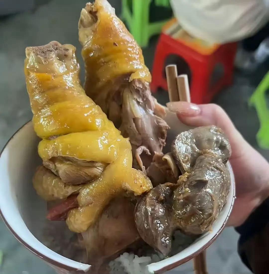 朋友花高价买的土鸡，是真土鸡吗？ ​​​