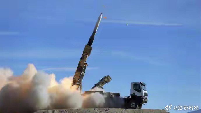 美以伊冲突打到第三周。随着你炸我炸大家不停炸炸炸，已经不满足军事互殴，开始升级到