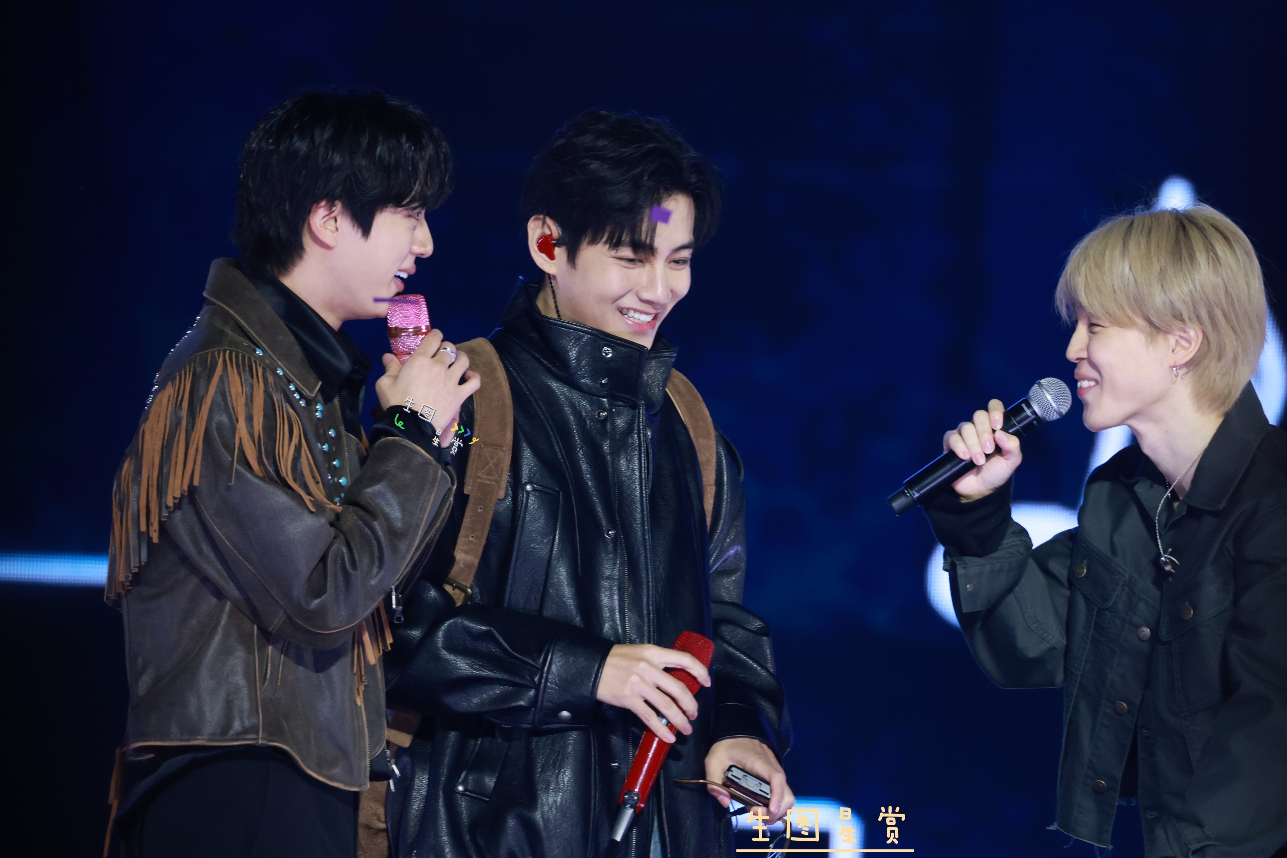 金泰亨251101安可演唱会助演帅得很稳定 防弹少年团 ​​​